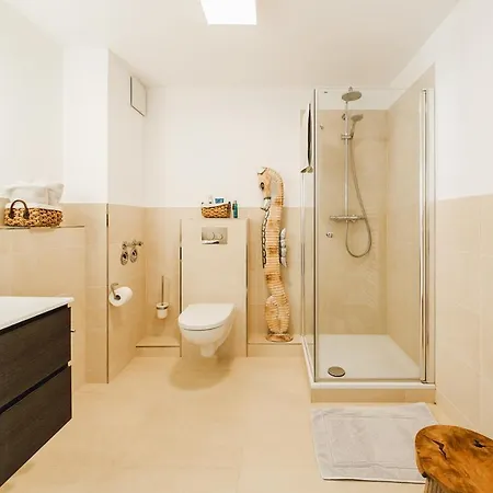 Apartment Juttas Nest - Hochwertiges Studio, Strandkorb Inklusive- *